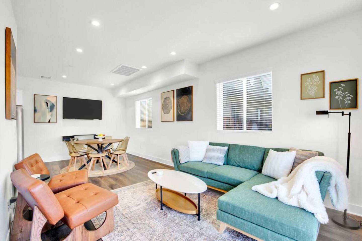 Сasa de vacaciones Fresh & New Downtown La Condo!
