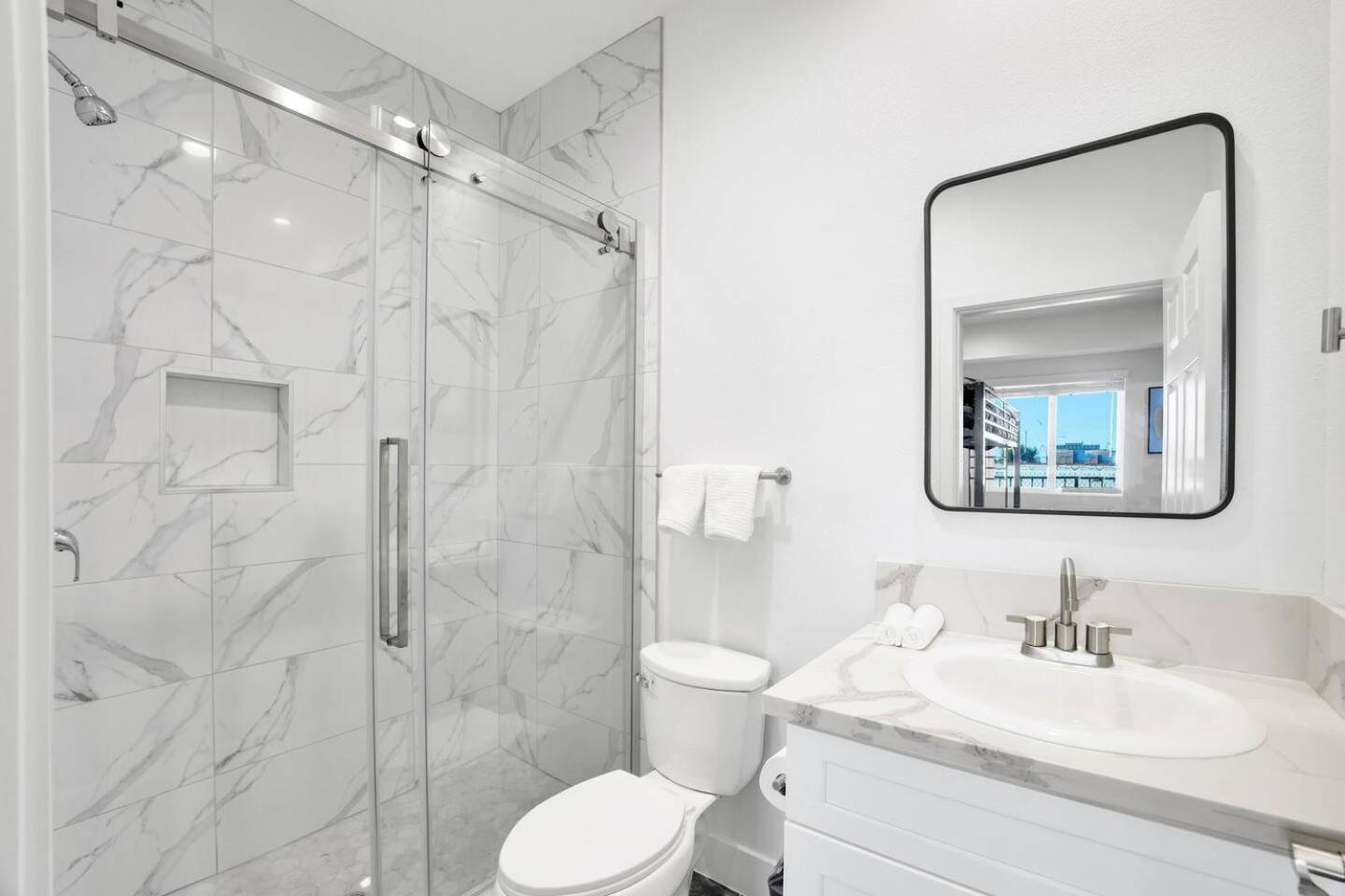 Сasa de vacaciones Fresh & New Downtown La Condo! Los Ángeles